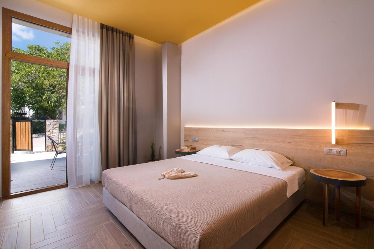 On The Rocks Aparthotel Theologos  Luaran gambar